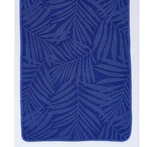 New Abyss Fidji Beach Towel - 100%
Exclusive indigo blue 1pc 39" x 78"